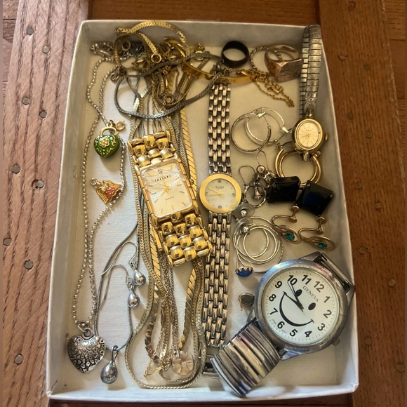 Vintage Jewelry Lot - Picture 1 of 3